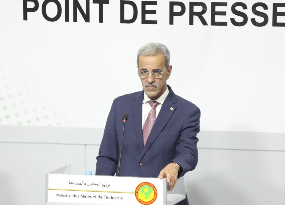 ولد الزين: 10% إلى 12% من المعادن الثمينة المصاحب للذهب تضيع دون الاستفادة منها وطنيا