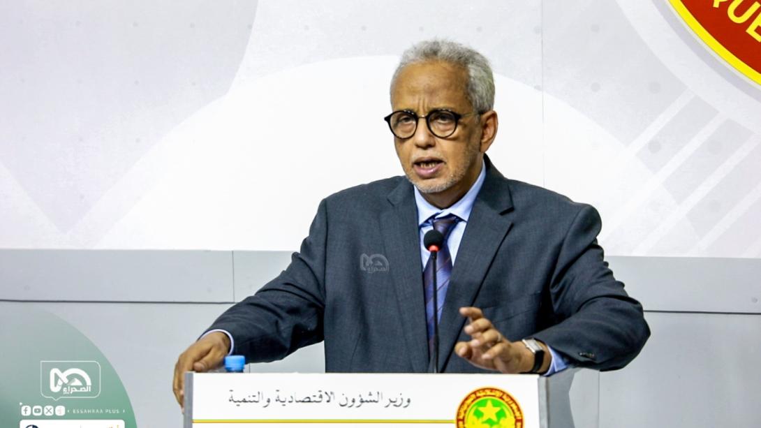 وزير الاقتصاد: الدولة ما تزال تدعم المحروقات بنحو 70 أوقية للتر
